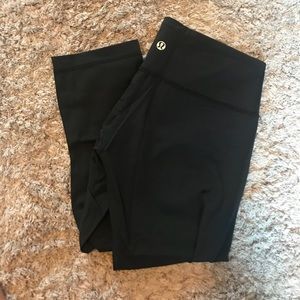 Lululemon cropped leggings